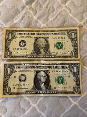 2009 & 2021  US One Dollar STAR NOTE Bills